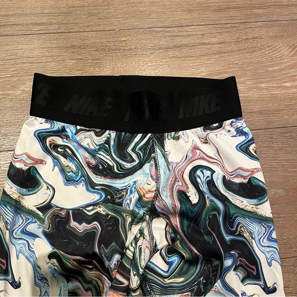 Nike Yoga Marble-printed , high rise leggings ,Sz S - Picture 4 of 9